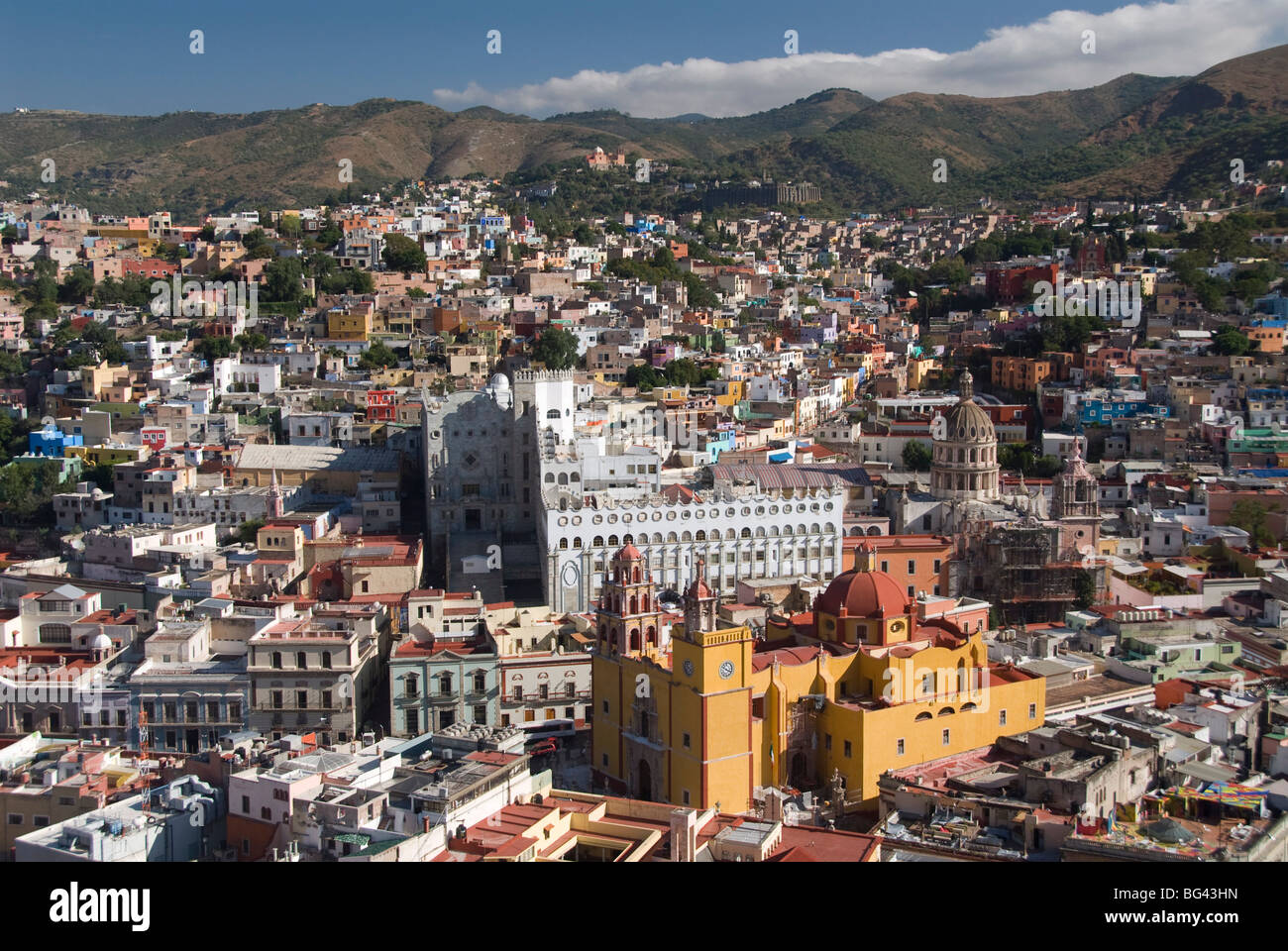 Panoramica della città dal monumento di El Pipila, Guanajuato città patrimonio dell'Umanità UNESCO, Guanajuato, Messico, America del Nord Foto Stock