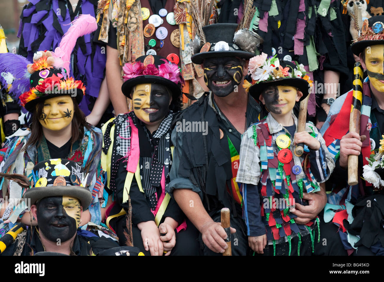 Inghilterra, Kent, Rochester, Morris ballerini in occasione dell'annuale Festival spazia Foto Stock