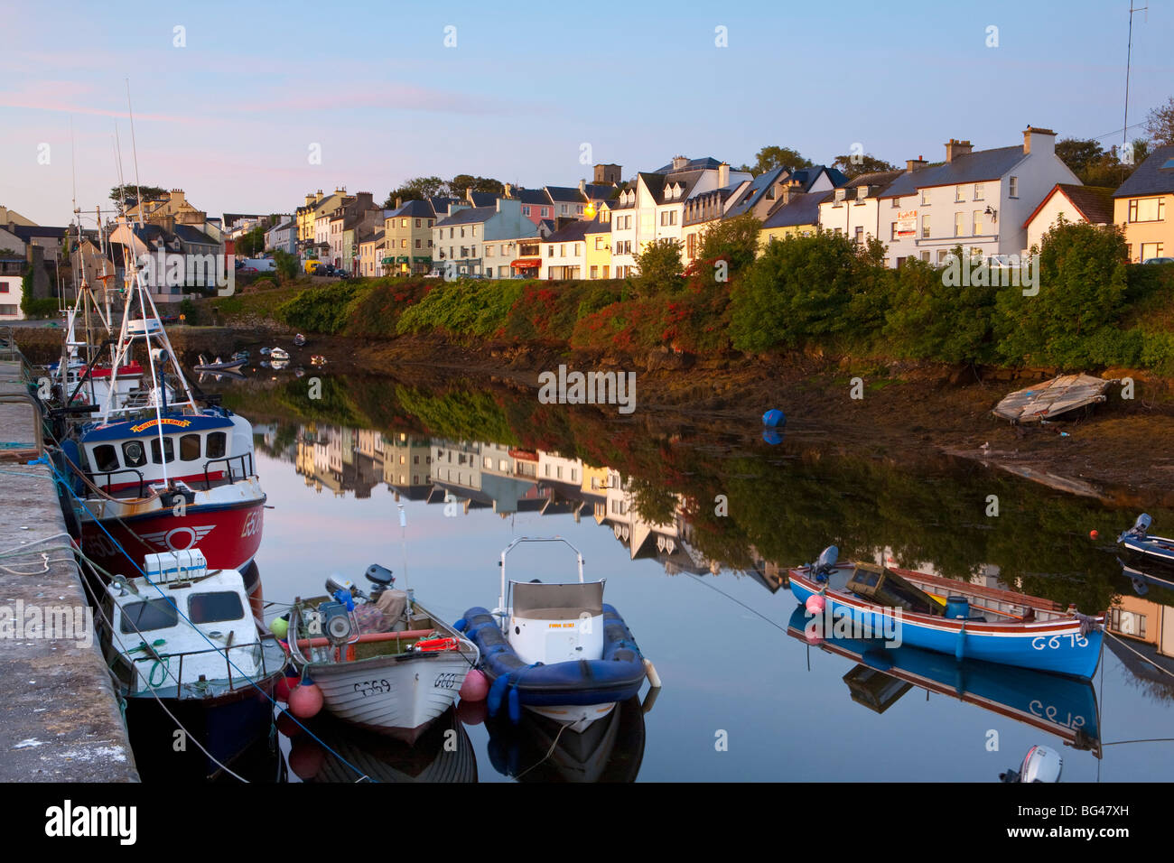 Roundstone Harbour, Connemara, Co. Galway, Irlanda Foto Stock