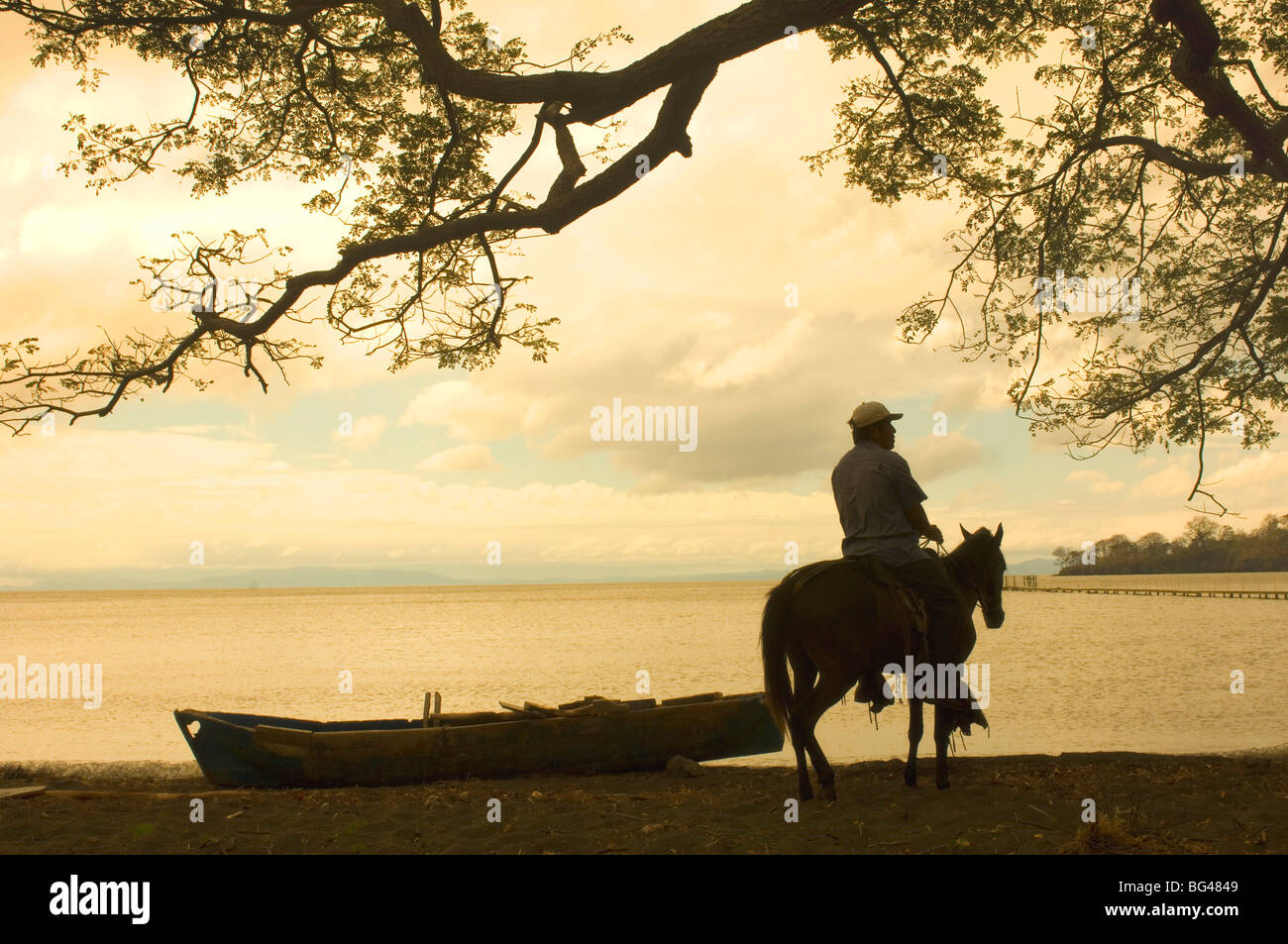 Nicaragua, Isla de Ometepe, Lago di Nicaragua, Tramonto Foto Stock