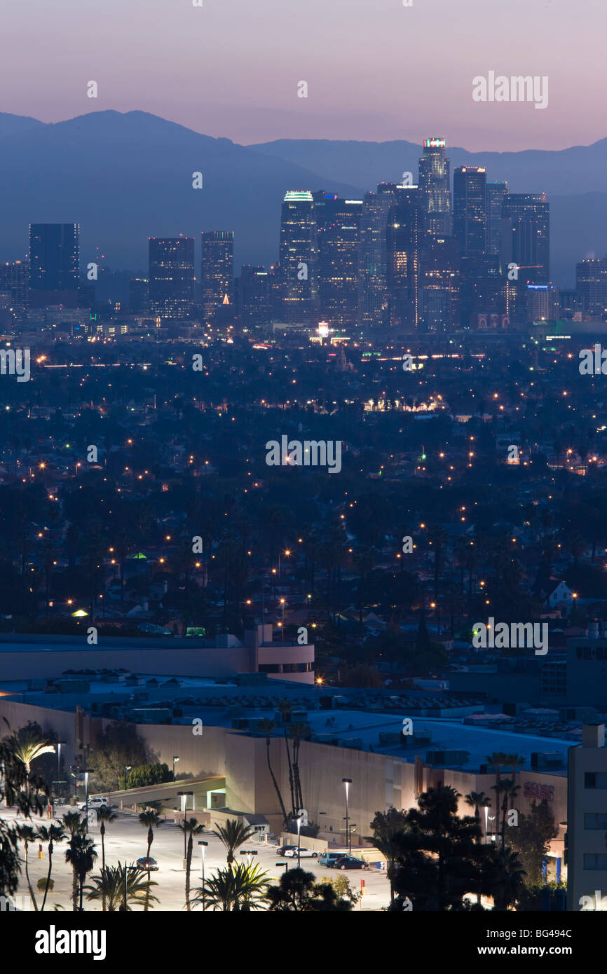 Stati Uniti, California, Los Angeles, downtown vista da Baldwin Hills, alba Foto Stock