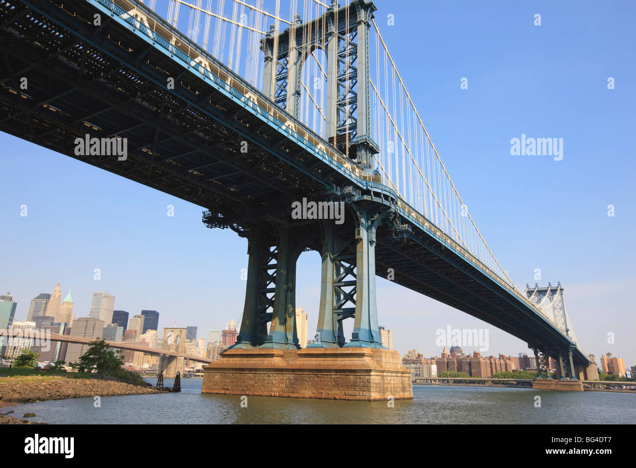 Manhattan Bridge spanning l'East River,New York, New York, Stati Uniti d'America, America del Nord Foto Stock