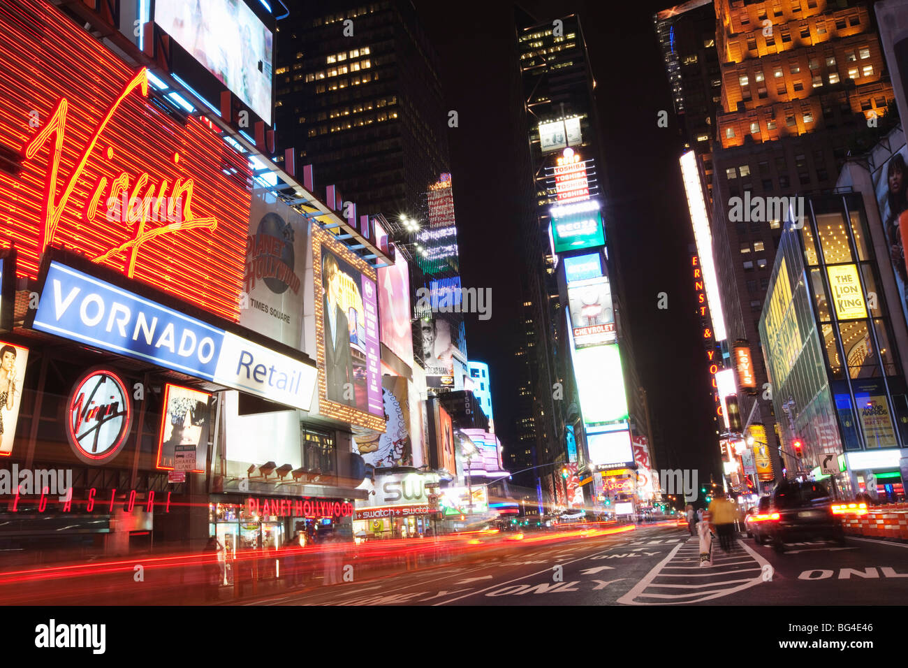 Times Square di notte, Midtown Manhattan, New York New York, Stati Uniti d'America, America del Nord Foto Stock
