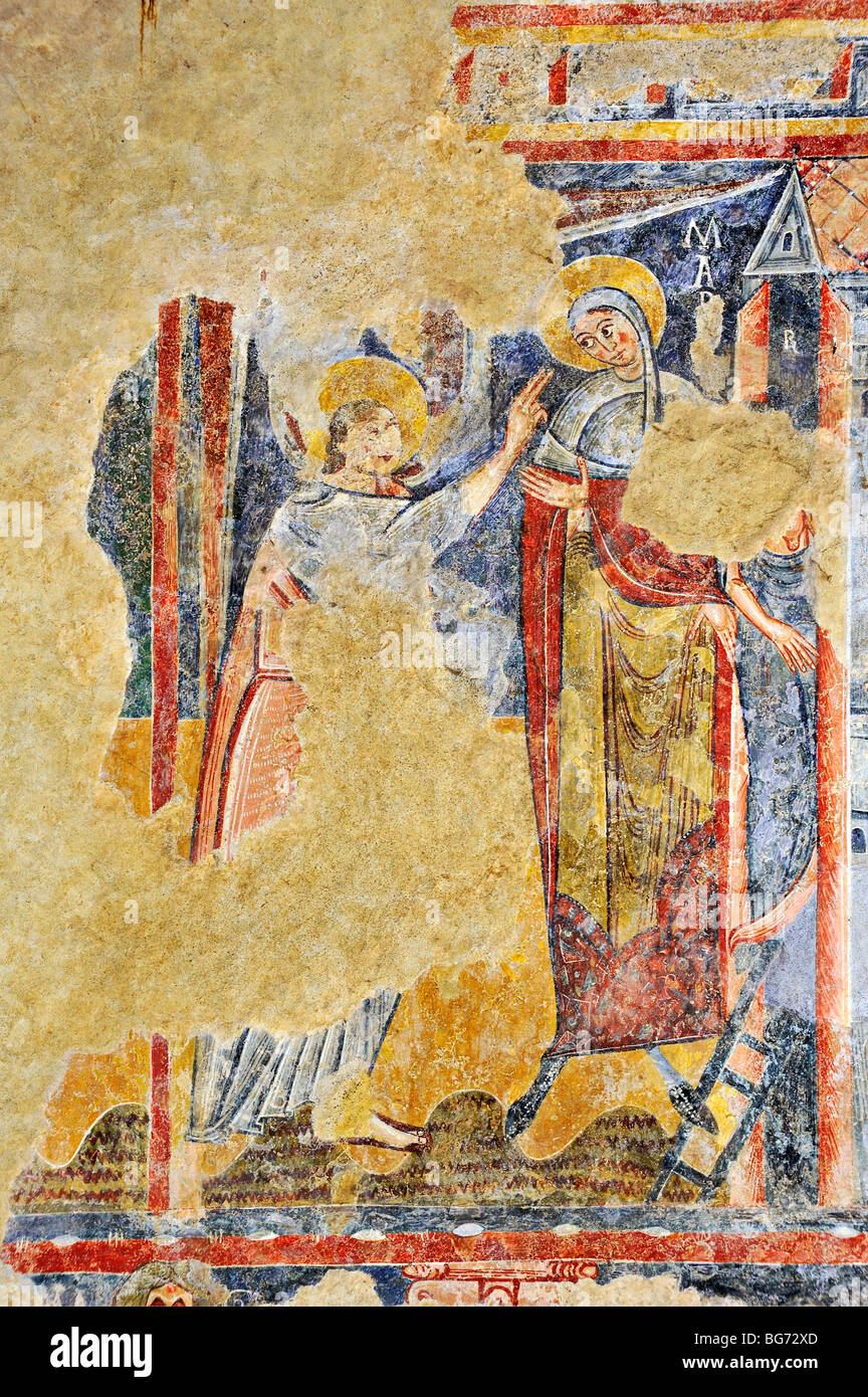 Pre romana chiesa Saint Martin des Puits, Aude, Francia; l'Annunciazione. Foto Stock
