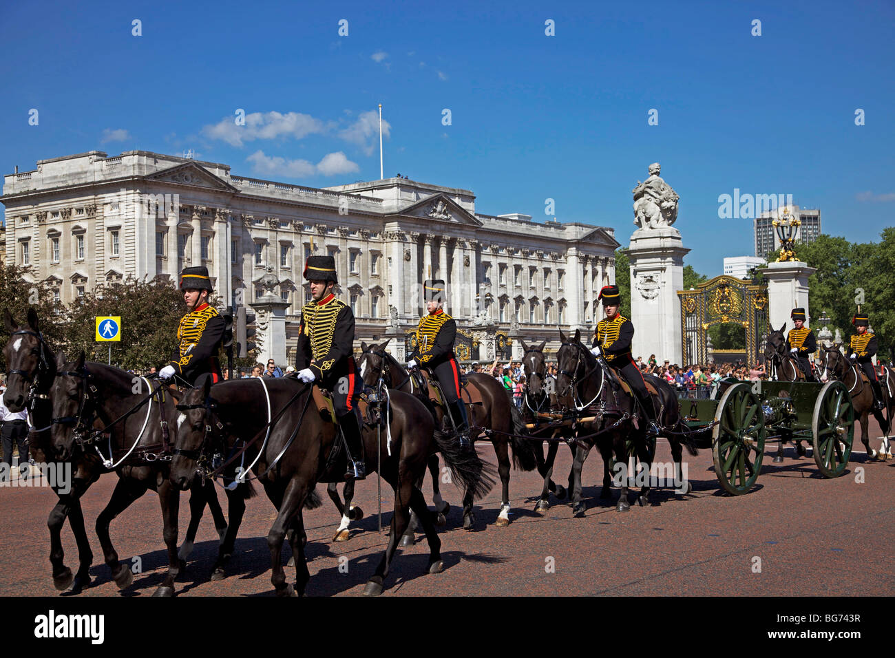 Il Re della truppa, Royal cavallo Artiglieria di Trooping il colore, Buckingham Palace a Londra, Inghilterra Foto Stock