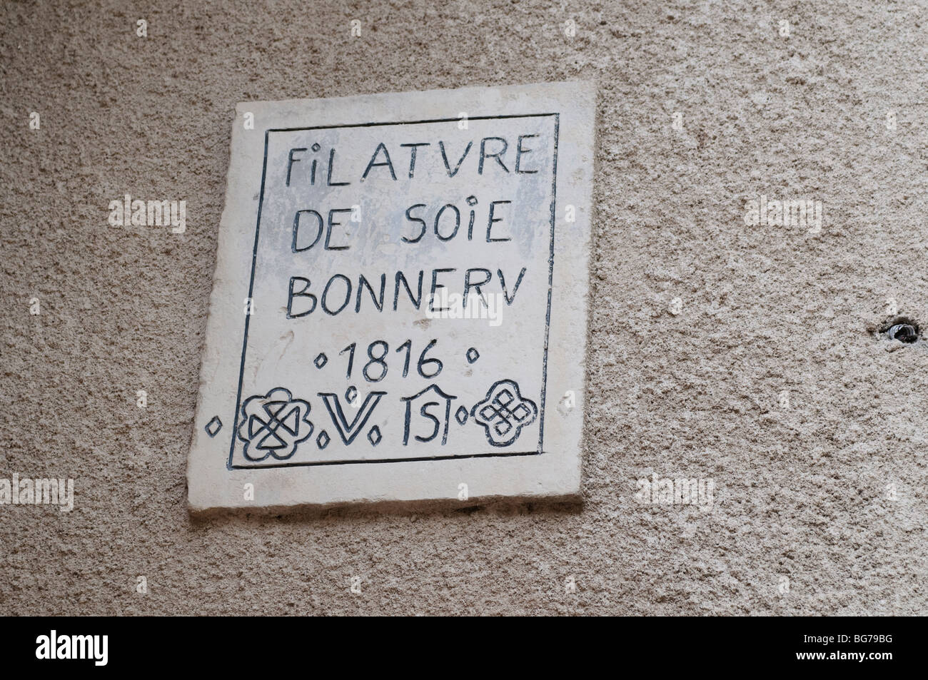 Fabbrica di seta una lapide commemorativa, Sumene, Gard, Francia meridionale Foto Stock