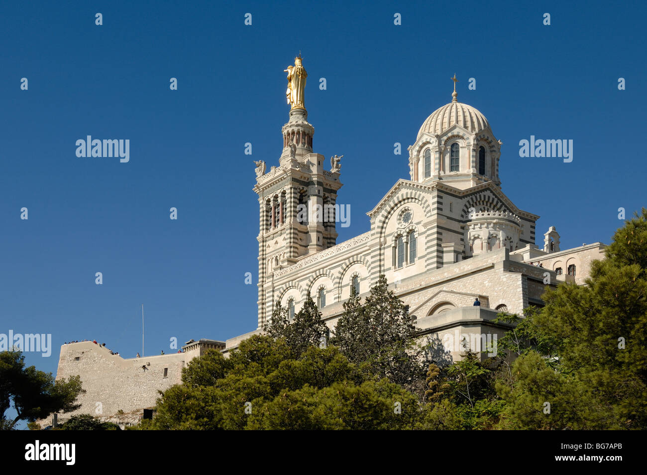 Notre Dame de la Garde Chiesa Marsiglia, iconico Edificio o simbolo di Marsiglia, o Marsiglia Provenza, Francia Foto Stock