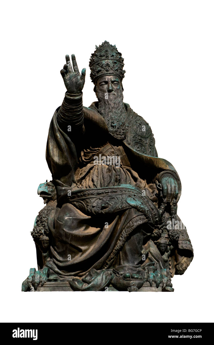 La statua di Papa Giulio III da Vincenzo Dante, Cattedrale di San Lorenzo, Perugia, Italia Foto Stock