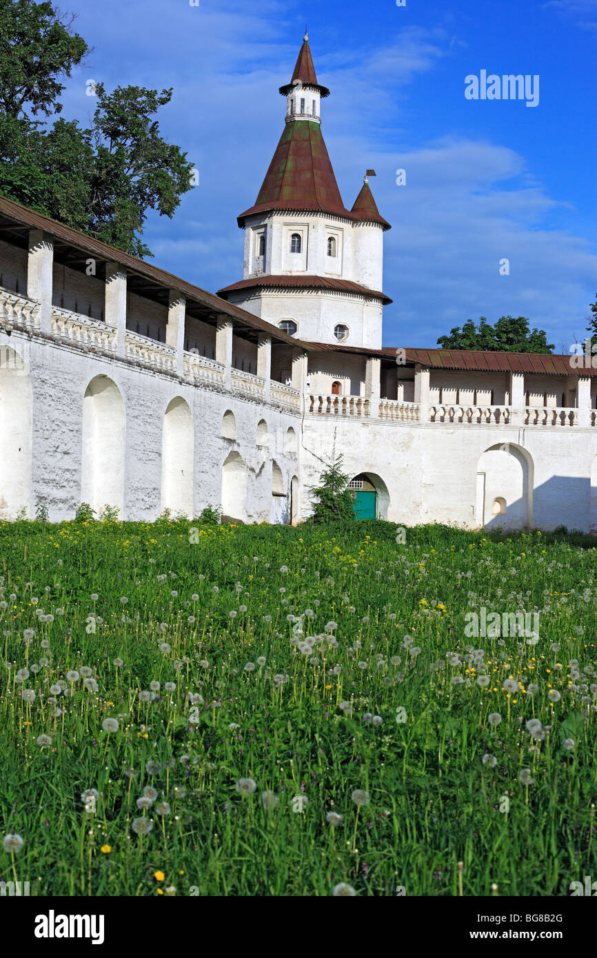 Torre della fortezza della nuova Gerusalemme monastero (secolo XVII), Istria, regione di Mosca, Russia Foto Stock
