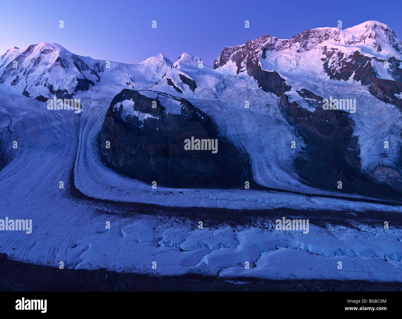 La Svizzera, Vallese, Zermatt, Gornergrat,cime del Monte Rosa, Liskamm e Breithorn e il Ghiacciaio Gorner Foto Stock