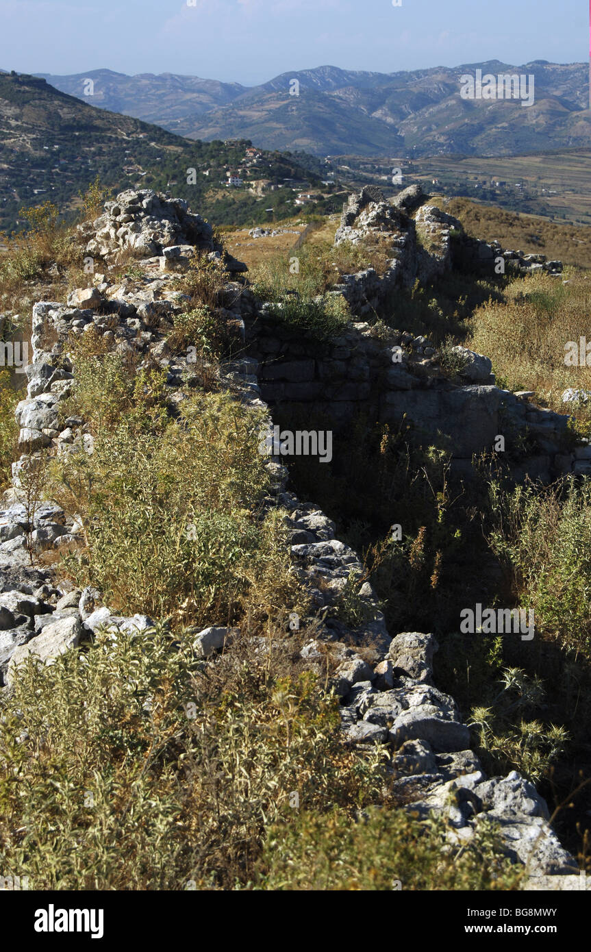 Arte romana. Repubblica di Albania. Resti del muro di Victorinus (Victorino). Fine del IV secolo a.C. Byllis rovine. Foto Stock