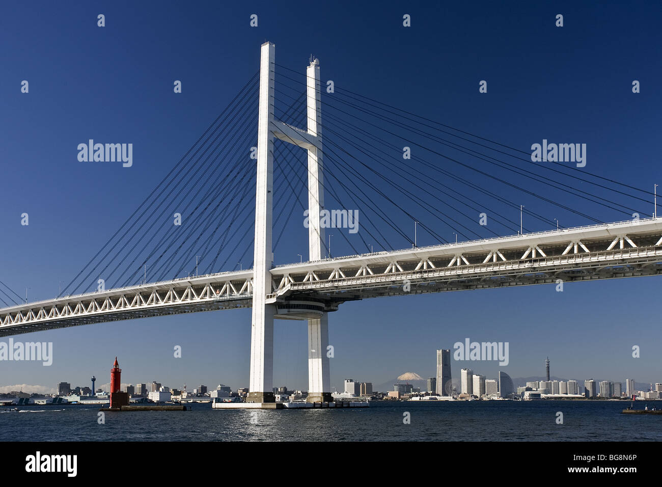 Yokohama Bay Bridge. Il Giappone. Foto Stock