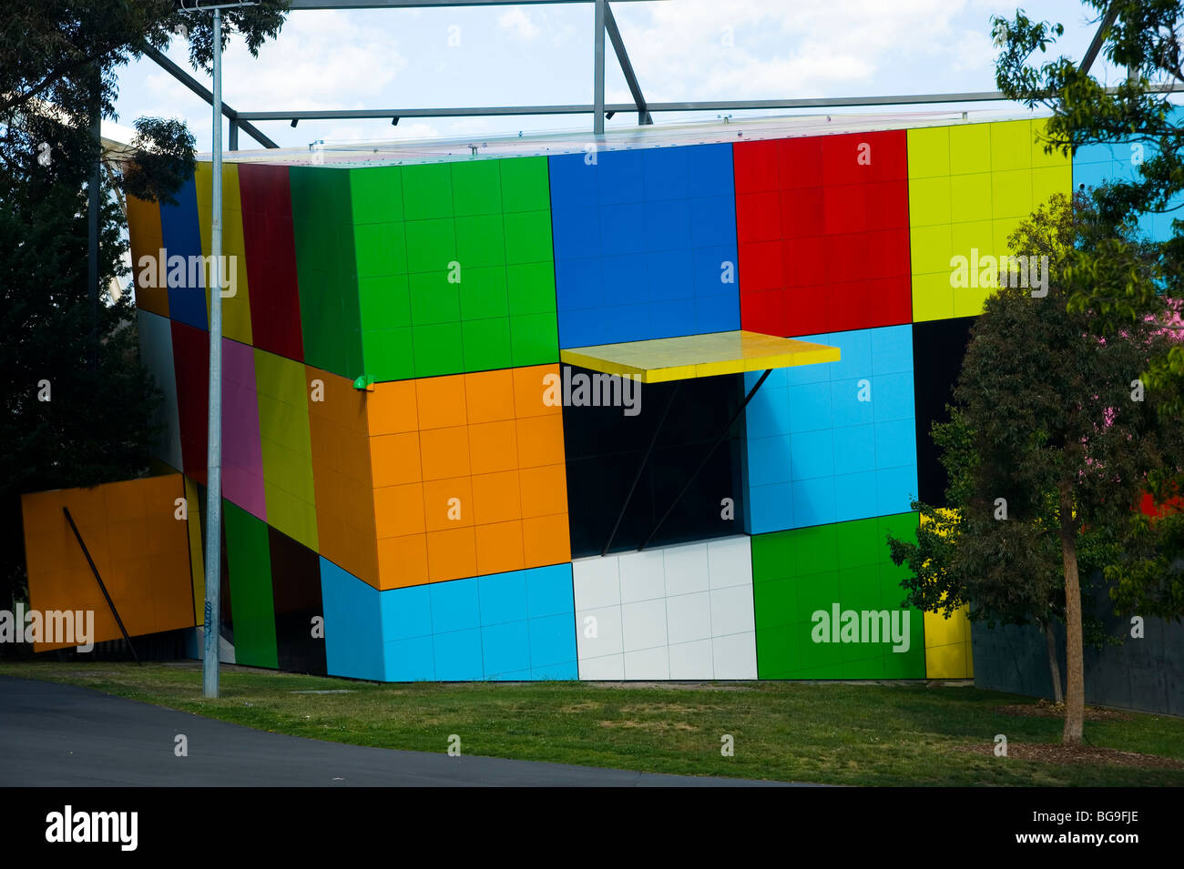 Cubo di Rubik edificio Museo di Melbourne Foto Stock