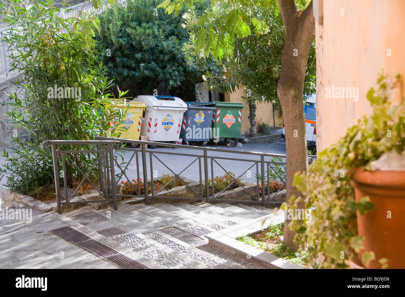 Cestini,stile italiano,a Riomaggiore Cinque Terre,Liguria,Italia Foto Stock