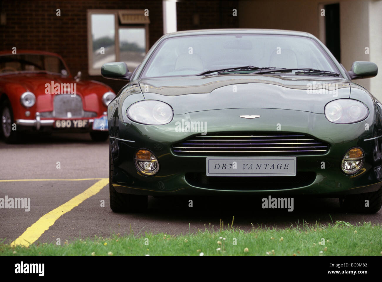 Aston Martin DB7 auto presso la Aston Martin di stabilimento nel Regno Unito Foto Stock