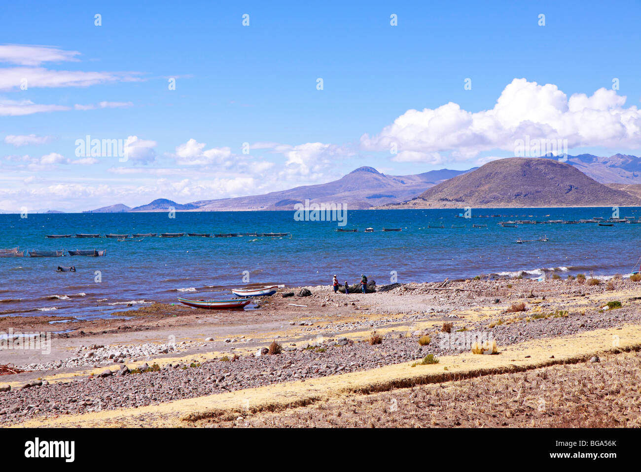 Il lago Titicaca vicino a Juli, Puno distretto, Perù, Ande, Sud America Foto Stock