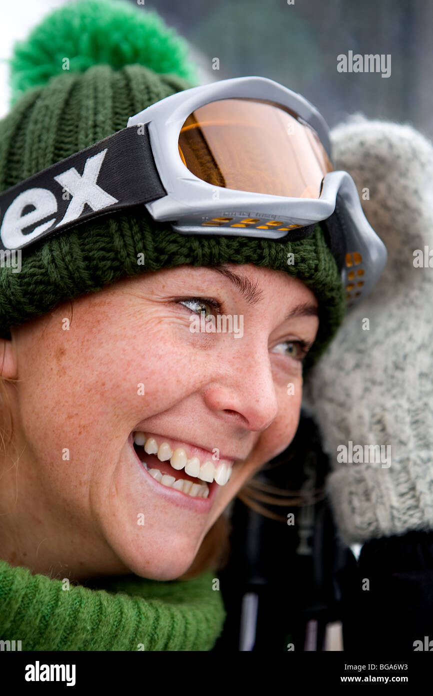 L'Europa, Italia, Alpi, Alto Adige, Dolomiti, neve, sciatore, ragazza Foto Stock