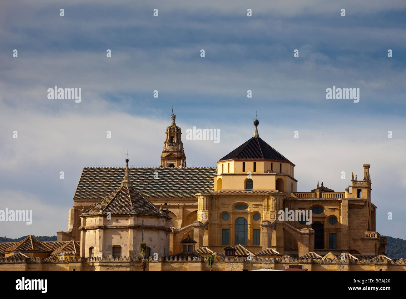 Vista dei tetti della Grande Moschea di Cordova, Andalusia, Spagna Foto Stock