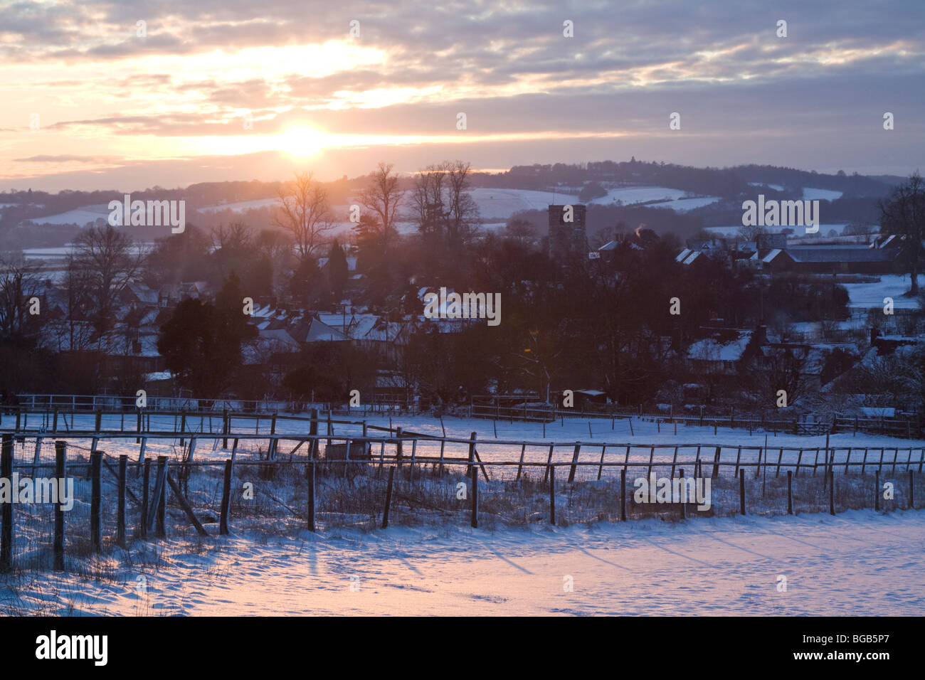 Tramonto in inverno - Aldbury Village - Hertfordshire Foto Stock