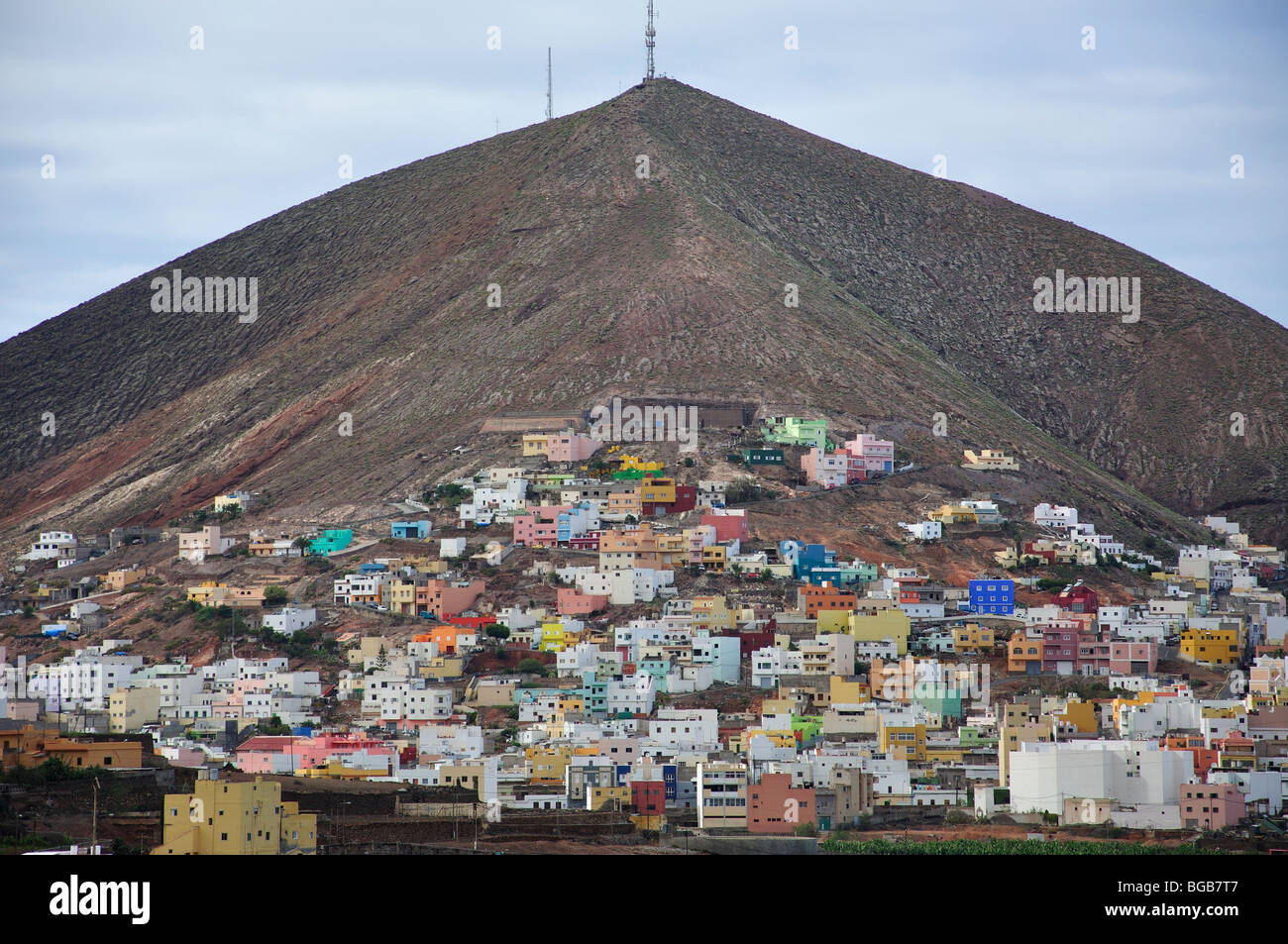Case sul pendio vulcanico, Galdar, Galdar comune, Gran Canaria Isole Canarie Spagna Foto Stock
