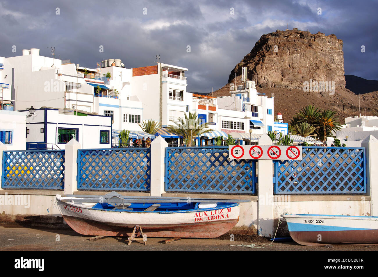 Vista della città di Puerto de las Nieves, Agaete comune, Gran Canaria Isole Canarie Spagna Foto Stock