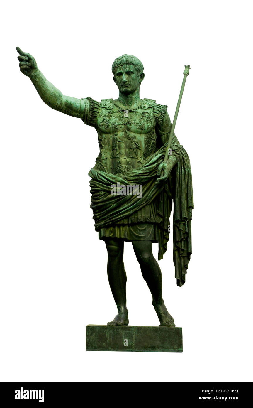 Statua di bronzo di imperatore Cesare Augusto su Via dei Fori Imperiali di Roma, Italia Foto Stock