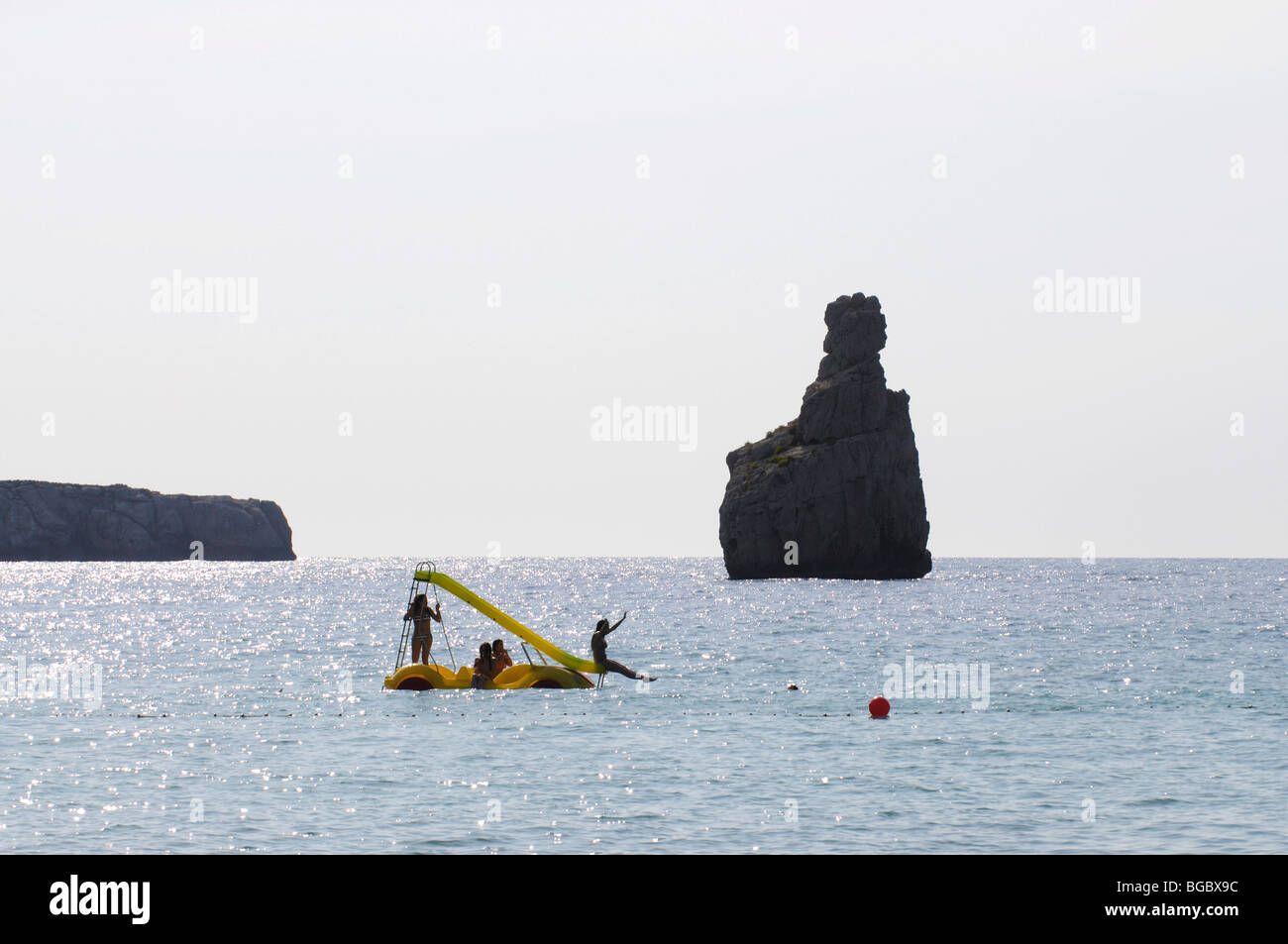Scivolo, Cala Benirras, Porto di San Miguel, Ibiza, Isole di pino, isole Baleari, Spagna, Europa Foto Stock