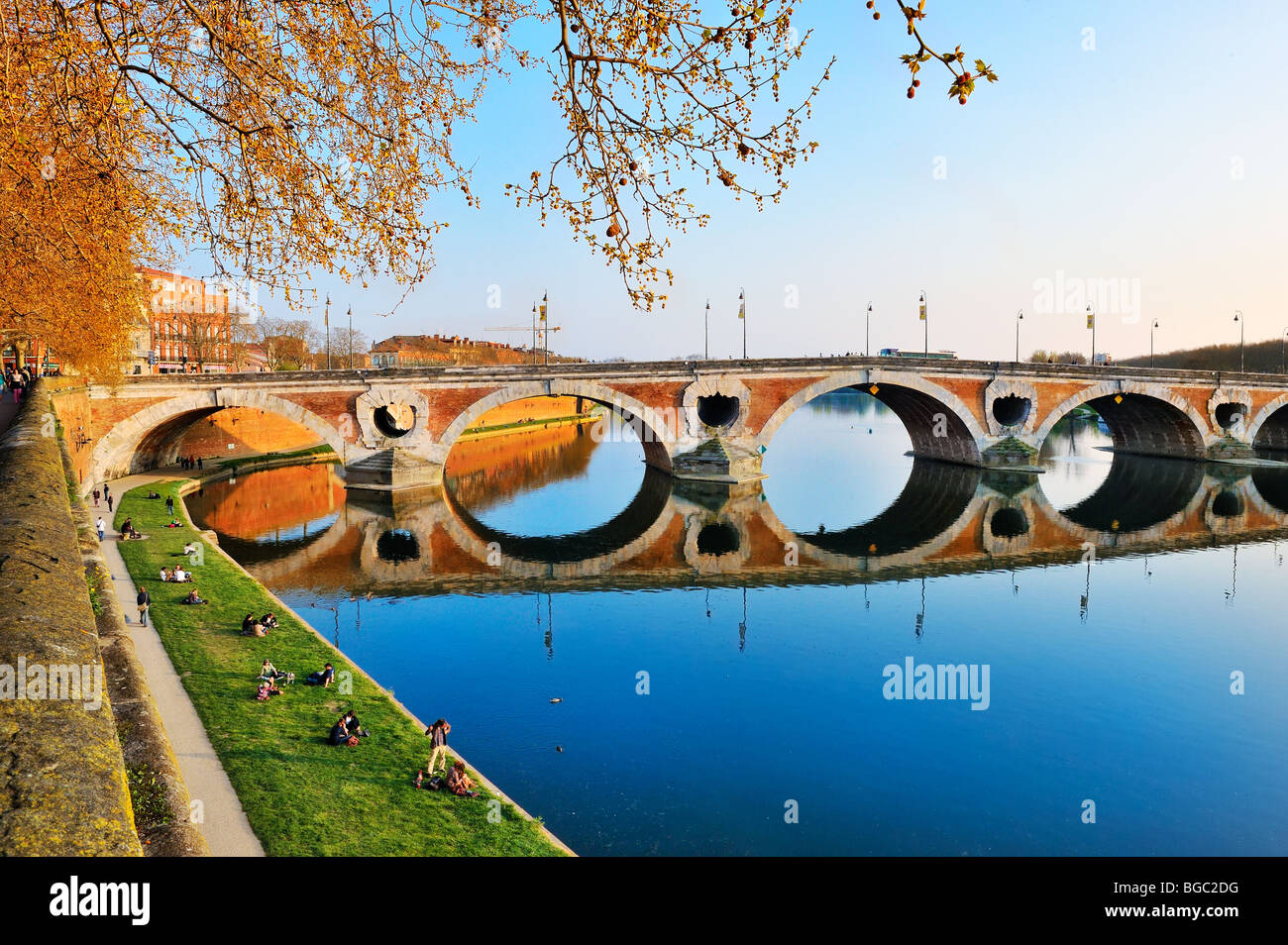 Il fiume Garonne a Toulouse, Francia. Foto Stock