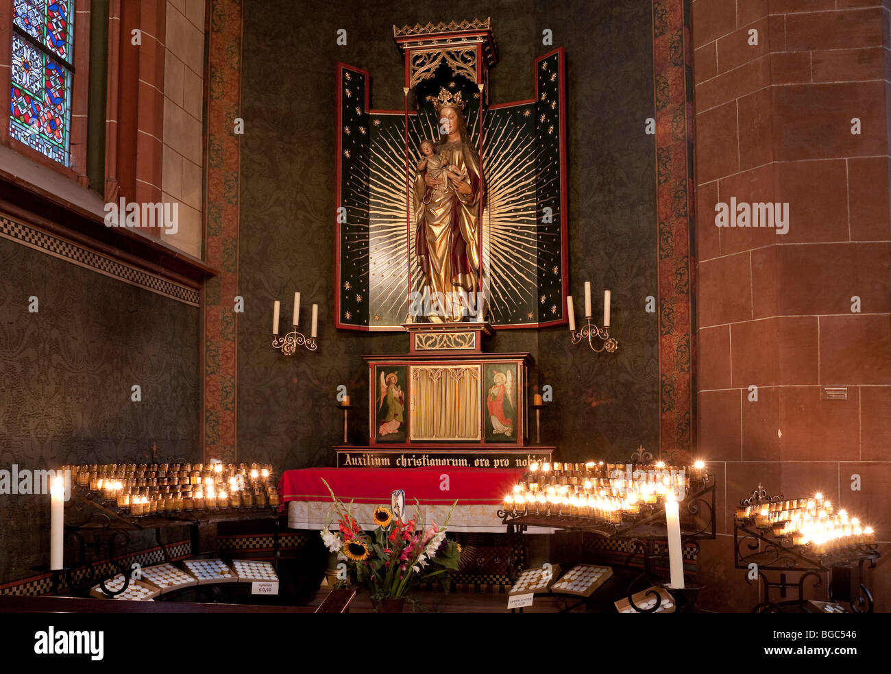 Interior shot del Duomo di San Pietro cattedrale, dettaglio, Worms, Renania-Palatinato, Germania, Europa Foto Stock