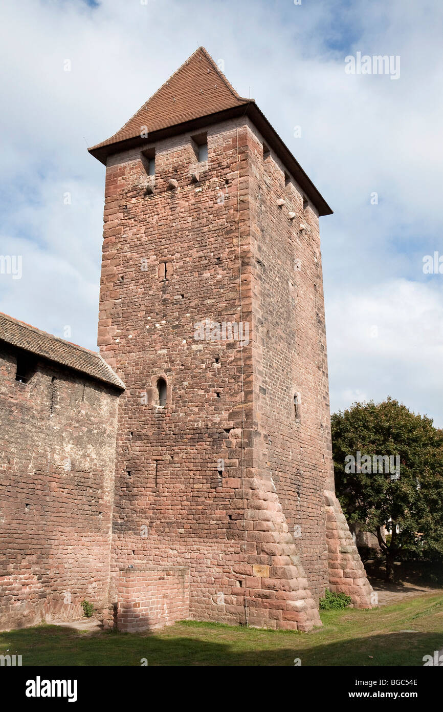 Mura medievali della città e la torre, Worm, Renania-Palatinato, Germania, Europa Foto Stock