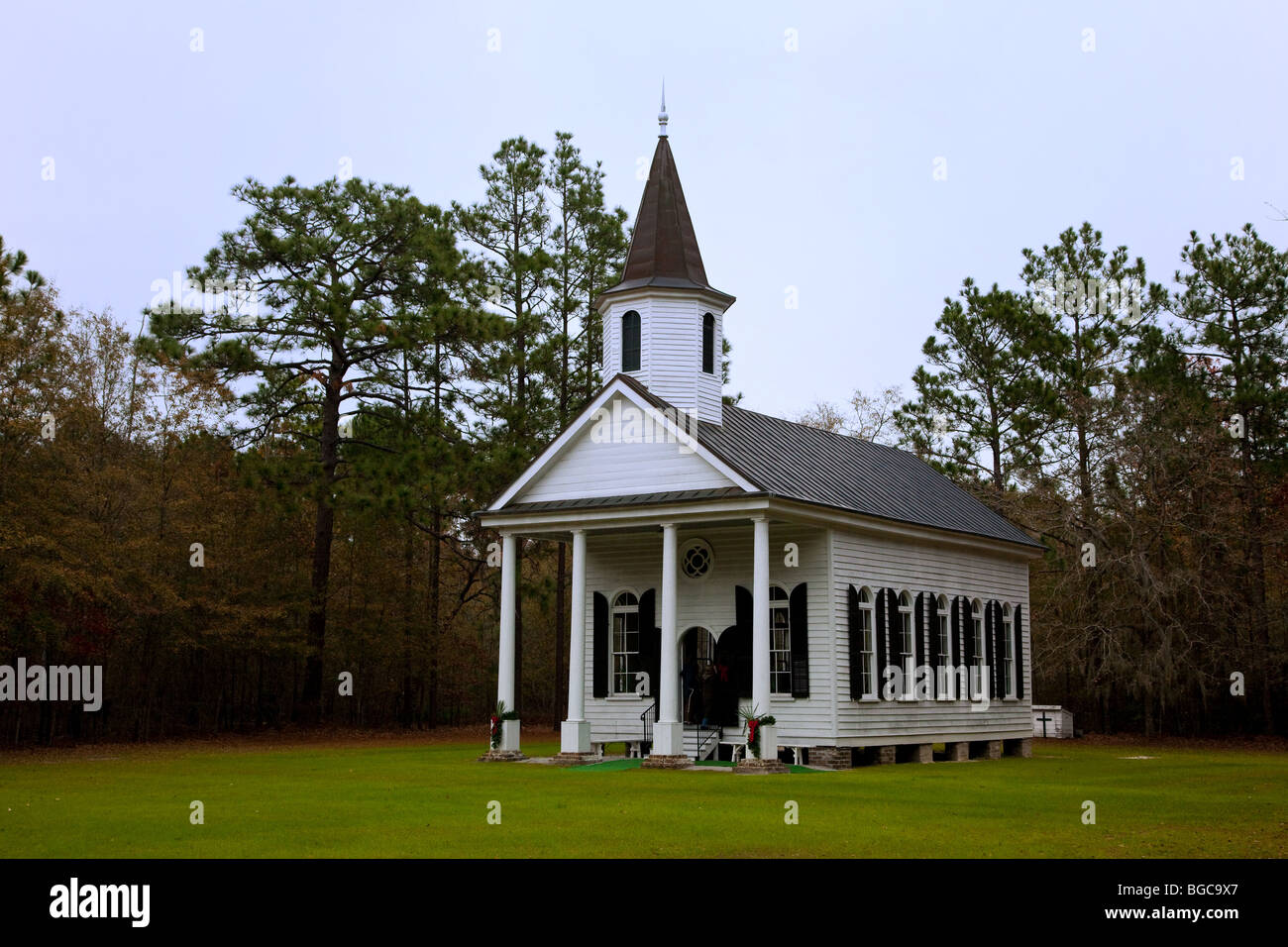 Stoney Creek Presbiteriana Indipendente chiesa costruita nel 1832 McPhersonville, Carolina del Sud Foto Stock