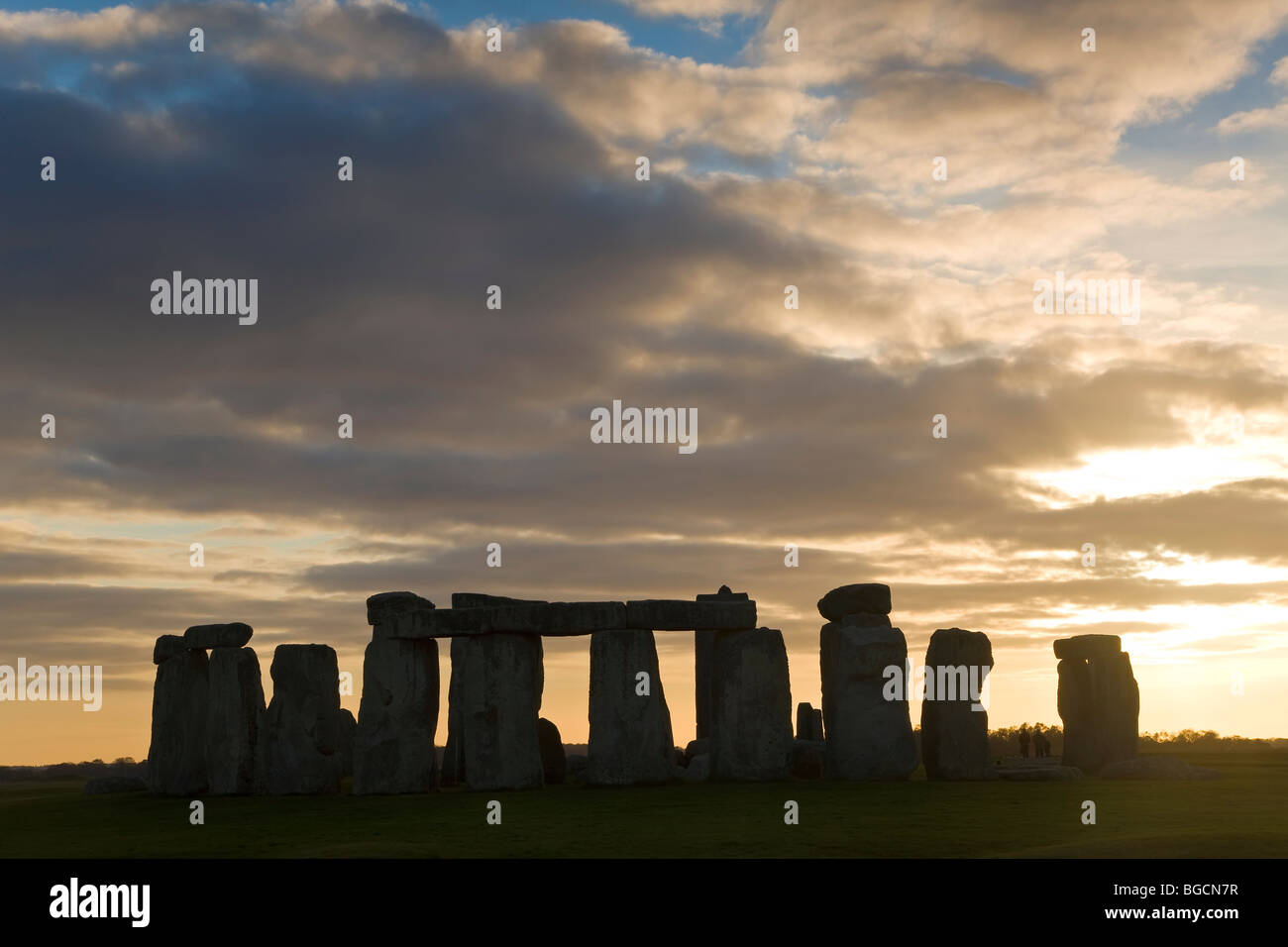 Stonehenge, Wiltshire, Regno Unito al tramonto Foto Stock