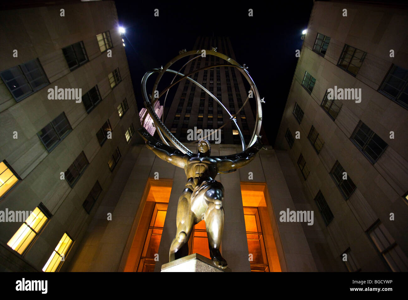 Atlas statua al Rockefeller Center di New York City Foto Stock