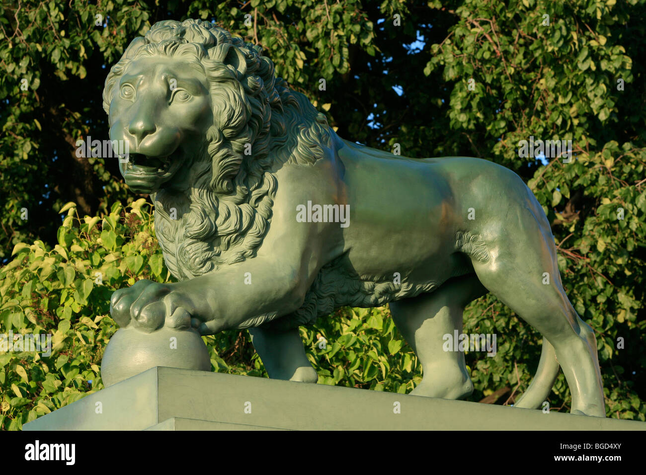 Green lion statua di San Pietroburgo, Russia Foto Stock