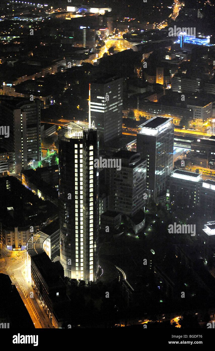 Foto aerea, RWE Tower azienda Evonik, Essen, Ruhrgebiet area, Extraschicht 2009 festival culturali, volo notturno, Nord Rhine-Westphal Foto Stock