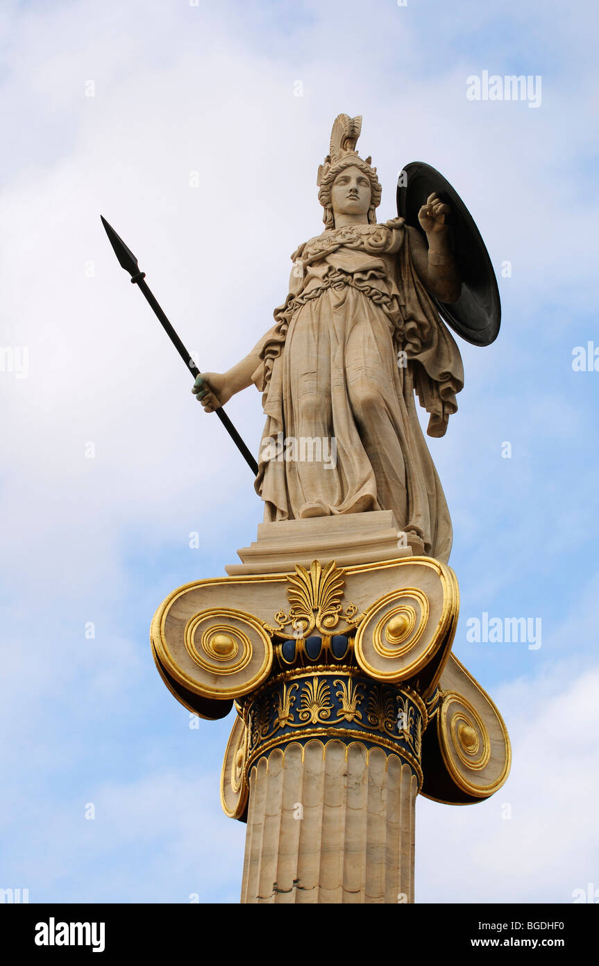 Statua di Athena di fronte all'Accademia delle Arti, Atene, Grecia, Europa Foto Stock