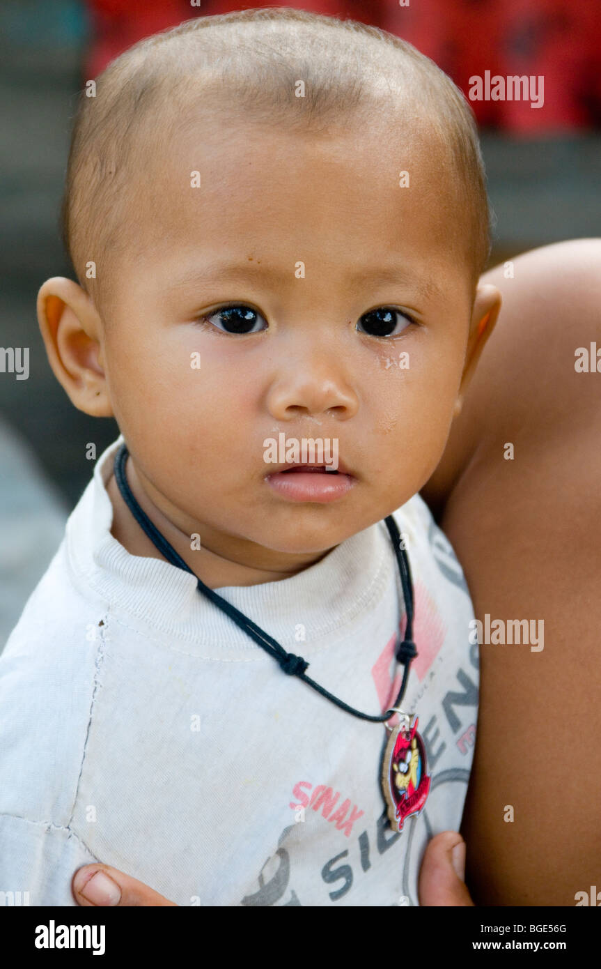 Ritratto di un neonato, Bali, Indonesia Foto Stock