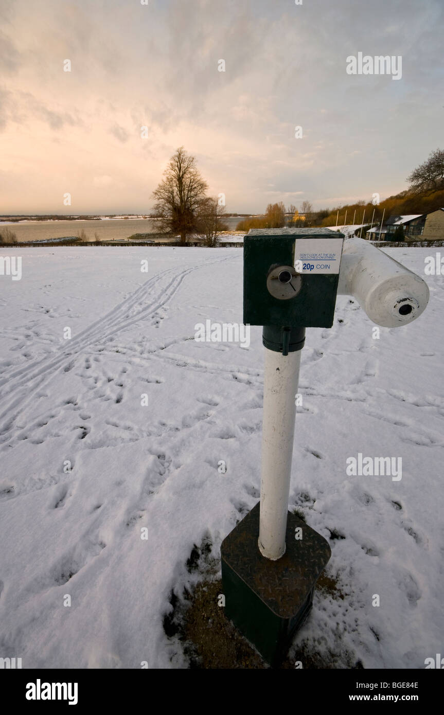 Un inverno punto di visualizzazione a Rutland acqua Foto Stock