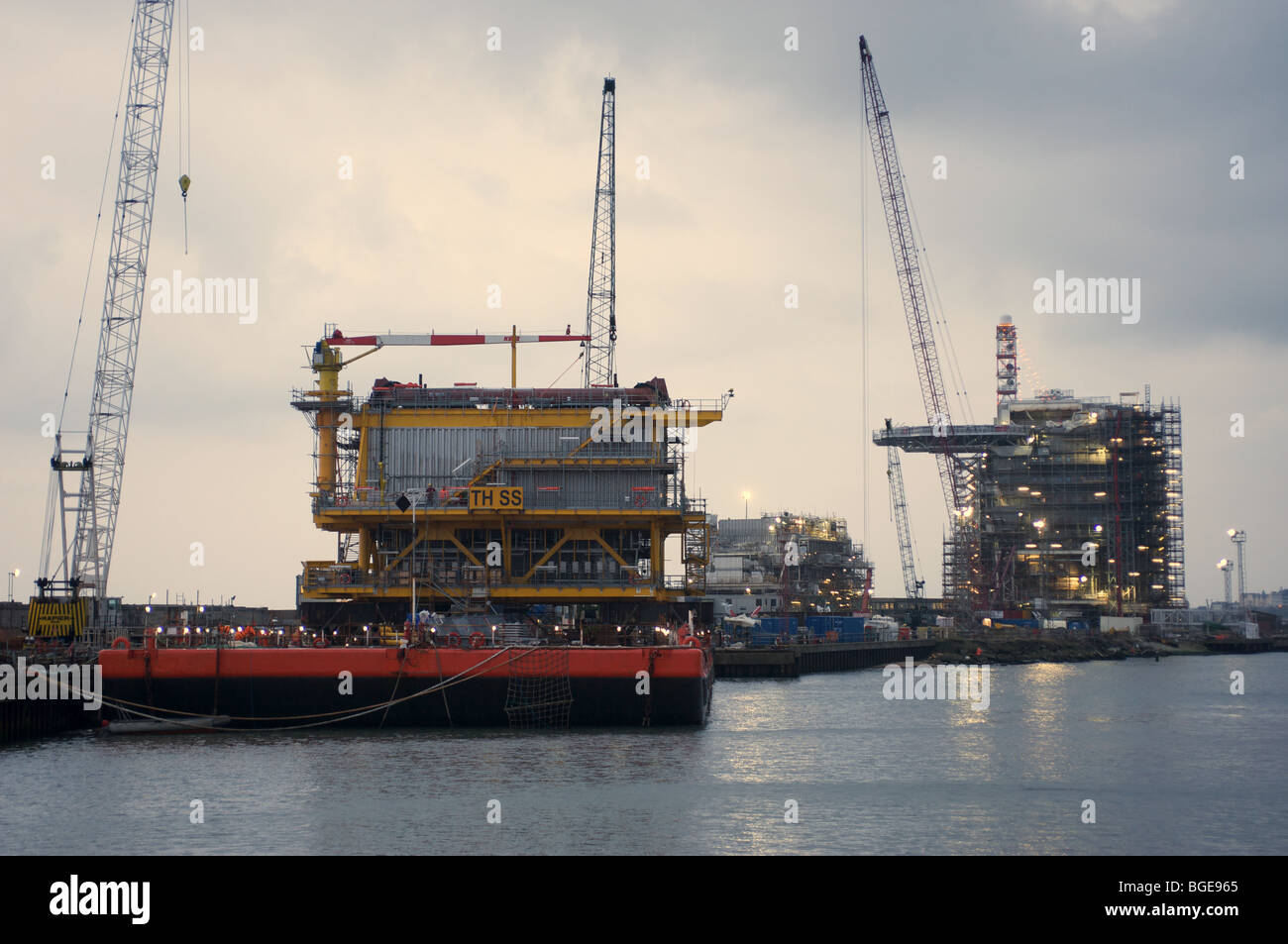 Il protocollo SLP la progettazione e la produzione di gas e petrolio al largo delle piattaforme Lowestoft, Suffolk, Regno Unito. Foto Stock
