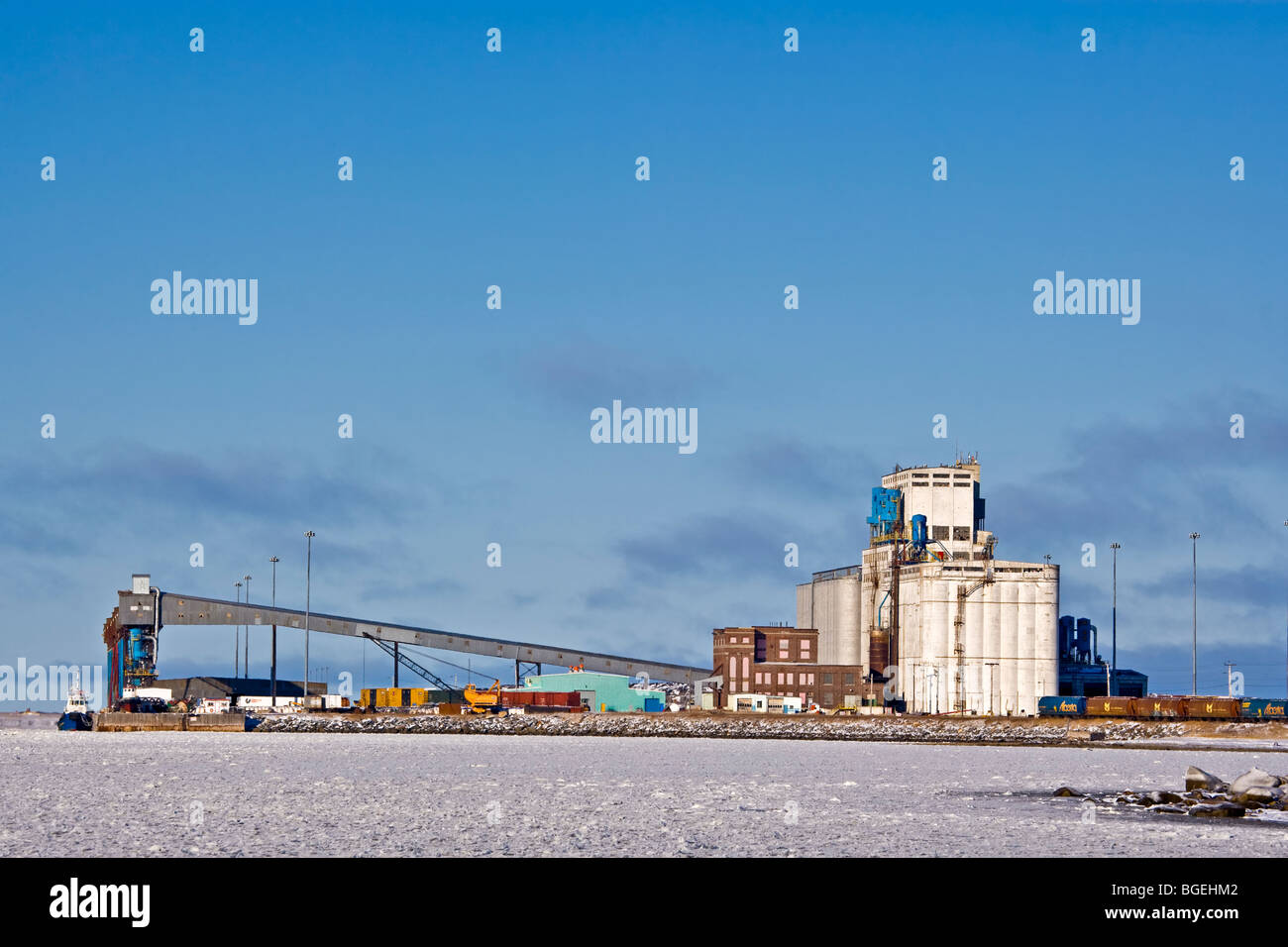 Porto di Churchill sulle rive della Baia di Hudson nella città di Churchill, Manitoba, Canada. Foto Stock