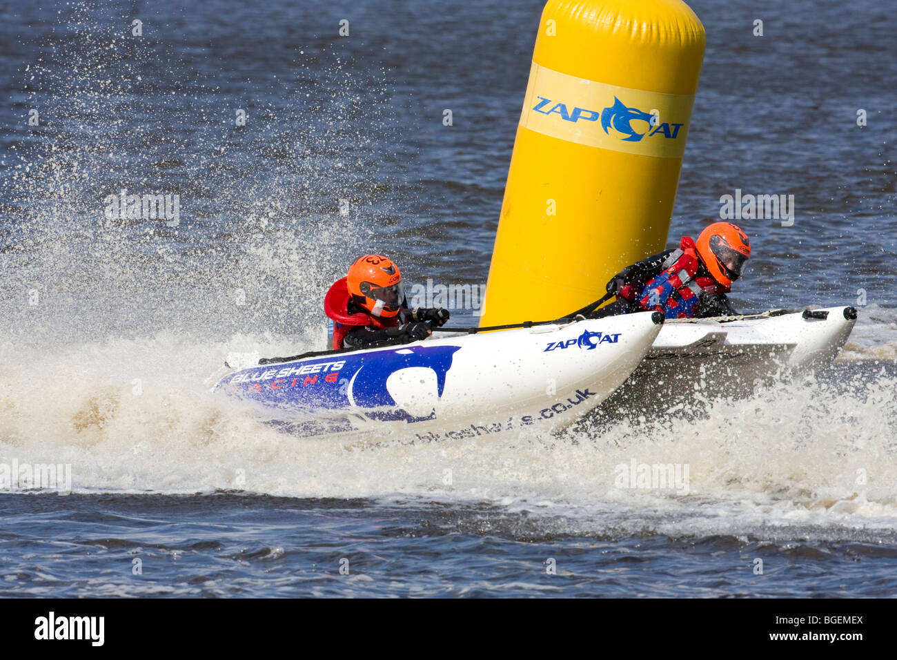 Il team Blue fogli III - Campionato Zapcat 2009 - Leith Harbour, Edimburgo Foto Stock