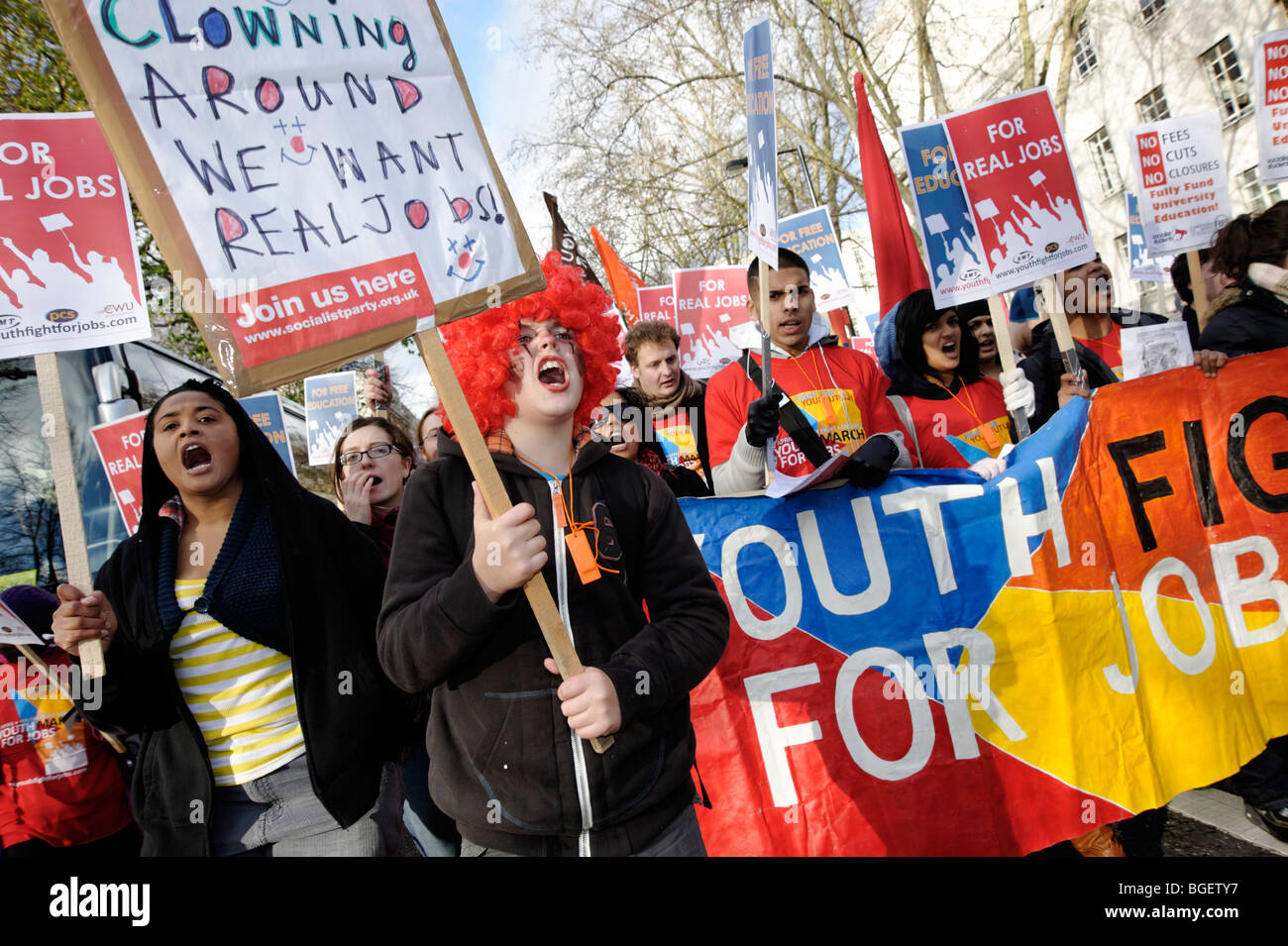 Studente universitario rally, "Gioventù Marzo per posti di lavoro". Partito socialista. London 2009. Foto Stock