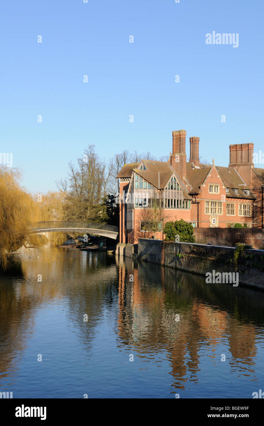 Inghilterra; Cambridge; la libreria Jerwood al Trinity Hall College in inverno Foto Stock