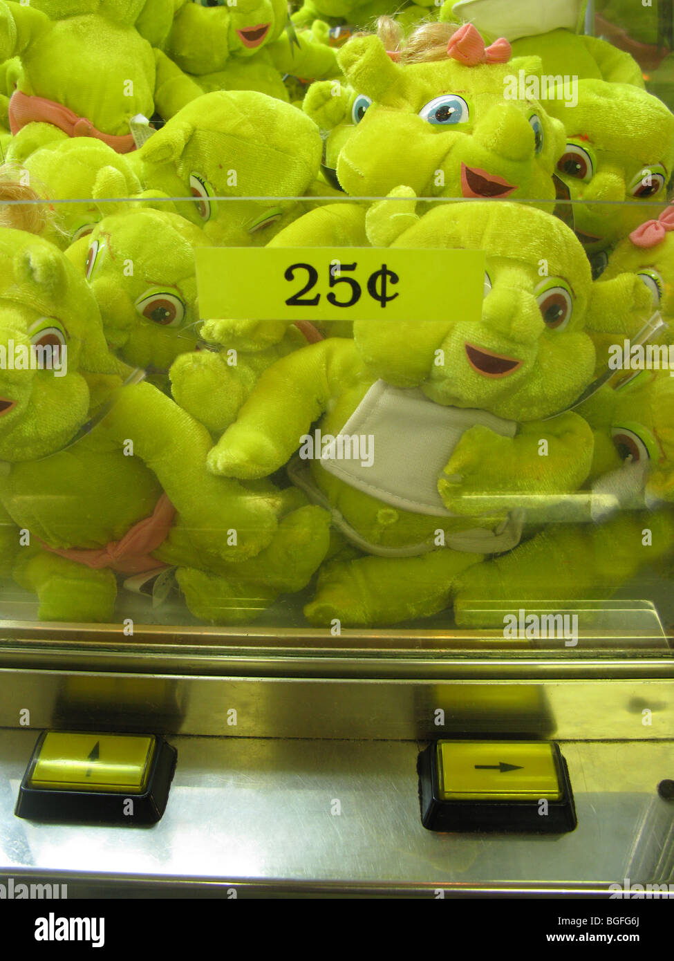 Gioco di divertimento giocattoli - verde animali imbalsamati Foto Stock