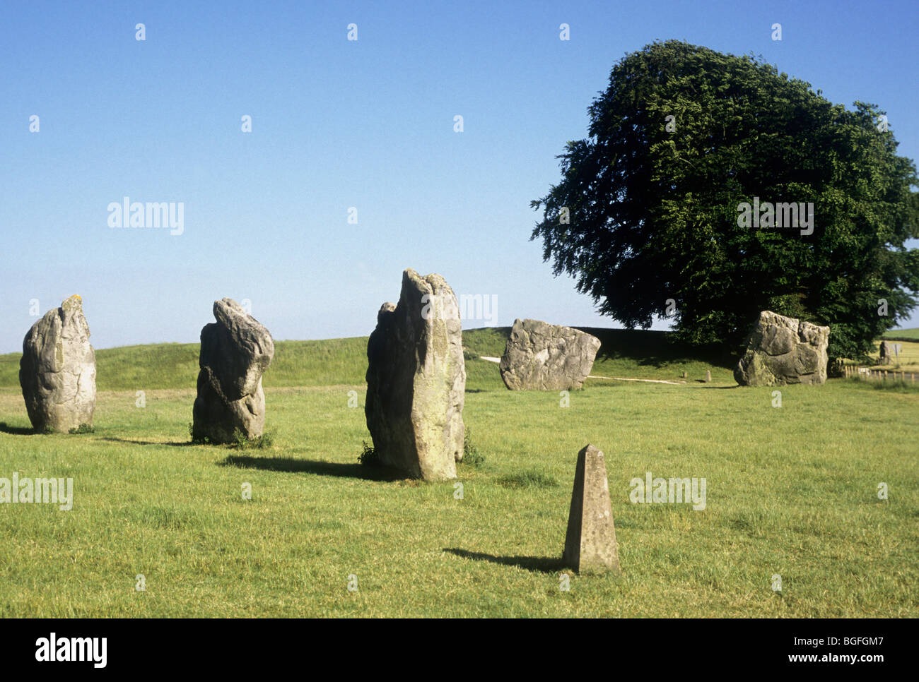 Wiltshire Avebury Stone Circle inglese preistoria monumento preistorico stone circle cerchi di pietre sarsen Inghilterra religiosi DEL REGNO UNITO Foto Stock