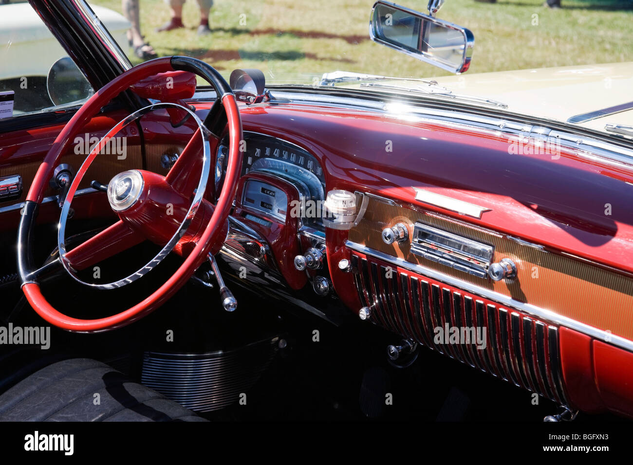 Interno in una vecchia Cadillac Foto Stock