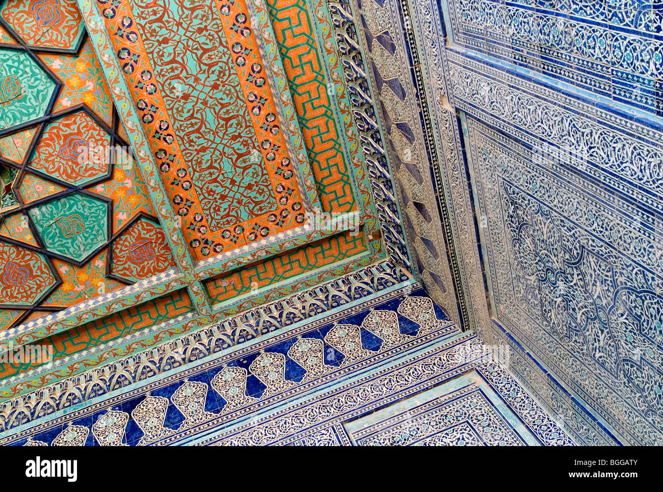 Ornato soffitto a Tosh Hovli Palace, Khiva, Uzbekistan Foto Stock