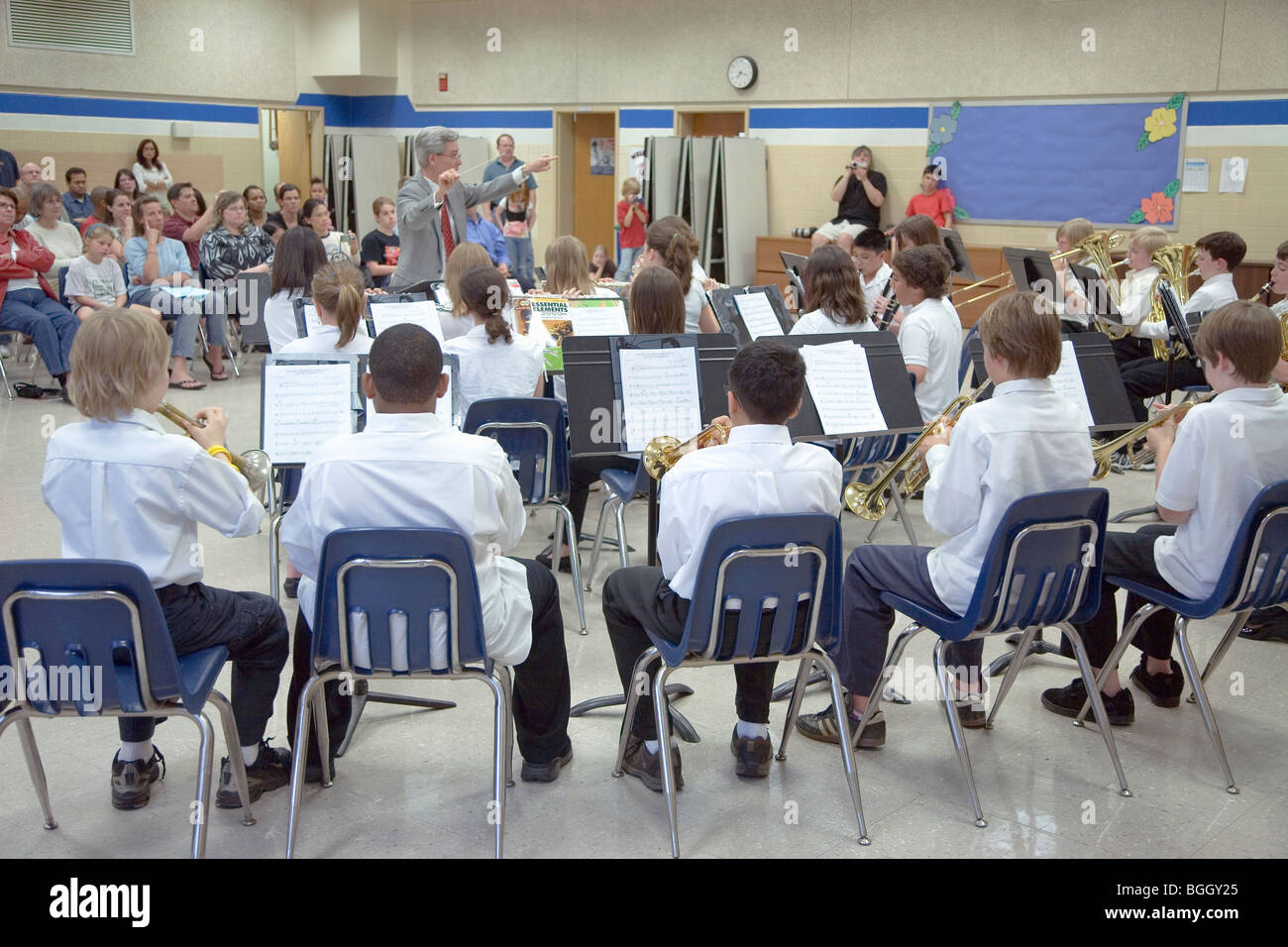 Quinto grado band recital presso Ravensworth elementare, Fairfax County, Springfield, Virginia Foto Stock