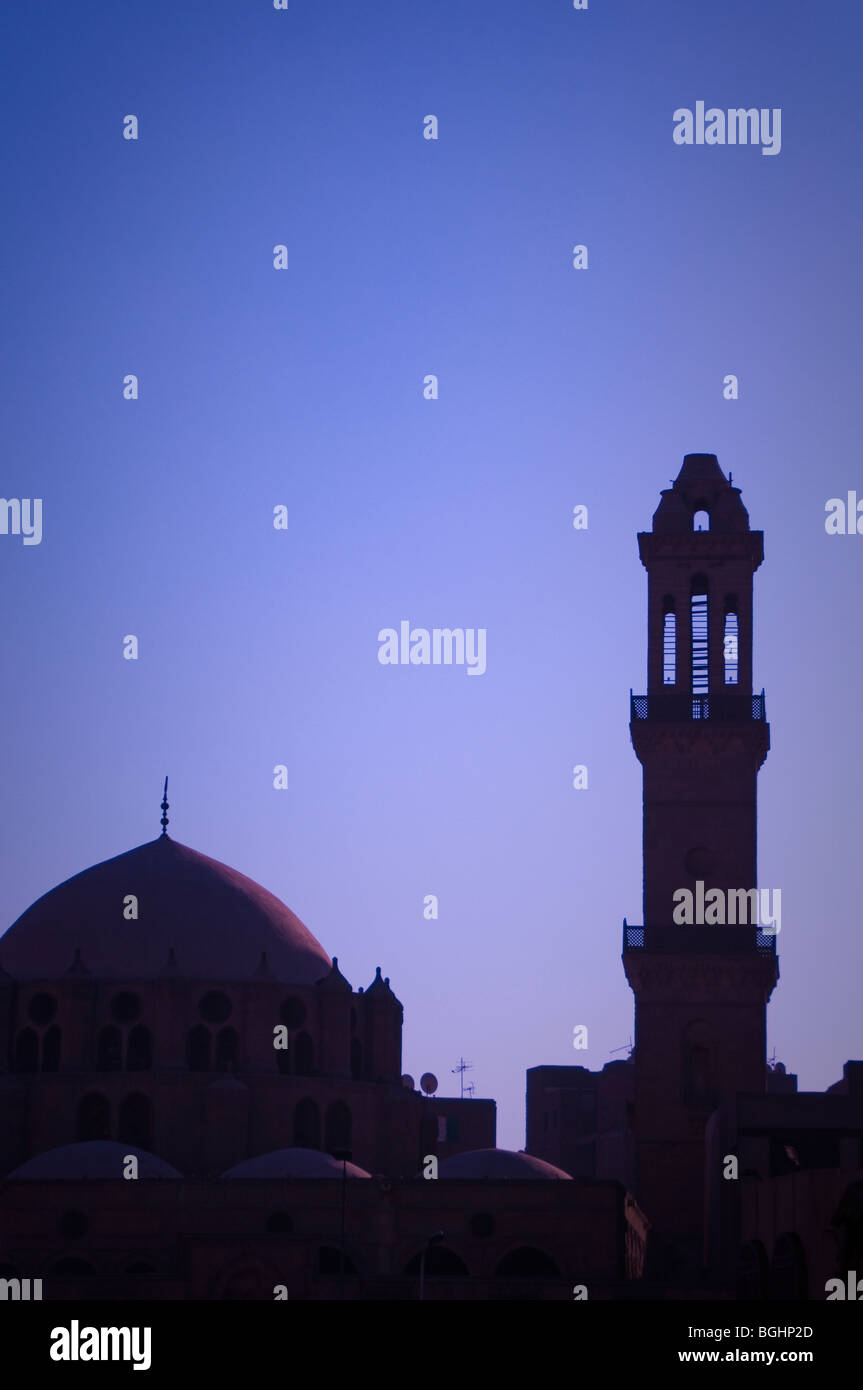 Moschee e minareti vicino Kahn al-Khalili al Cairo, in Egitto, Africa Foto Stock