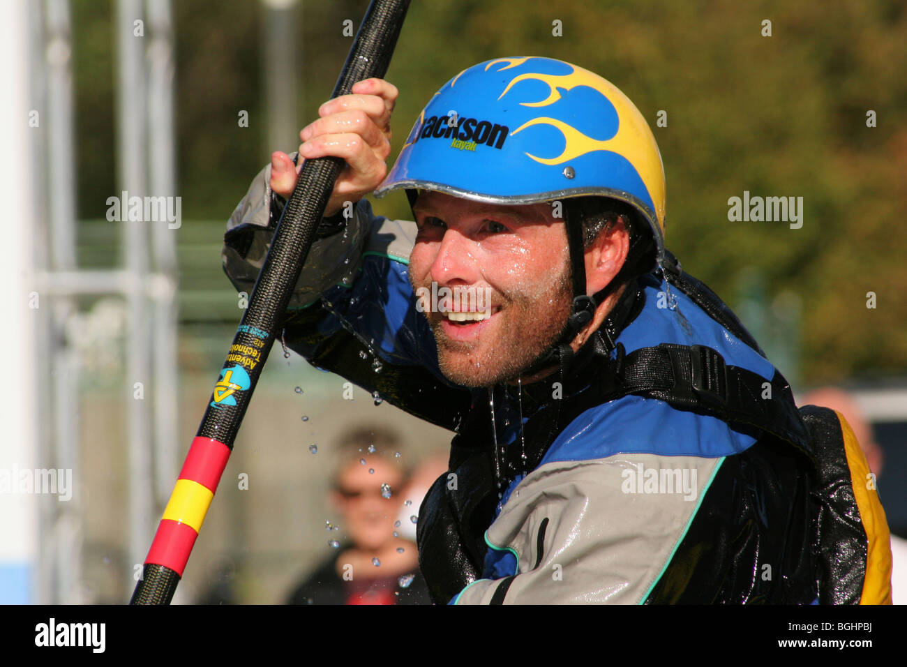 Professional Stephen Wright Kayak dimostrazione In Jackson Kayak a Gearfest, Eastwood Metropark, Dayton, Ohio. Foto Stock